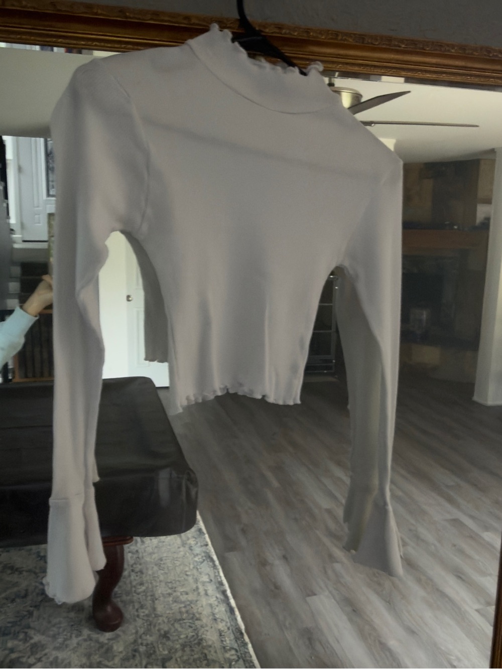 PrettyLittleThing White Ruffle Edge Long-Sleeve Crop Top